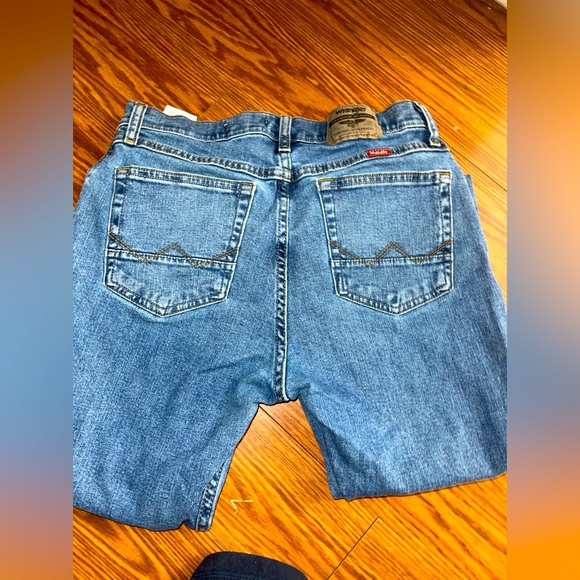 Men’s 32x32 wranglers straight leg in euc - Picture 3 of 4